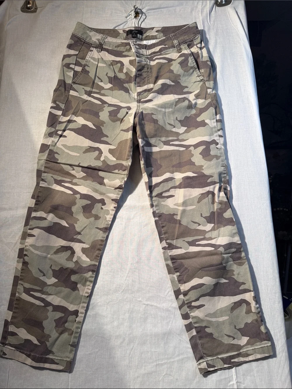 J. Crew  Women’s size 8 Cargo Pants in Green Camo